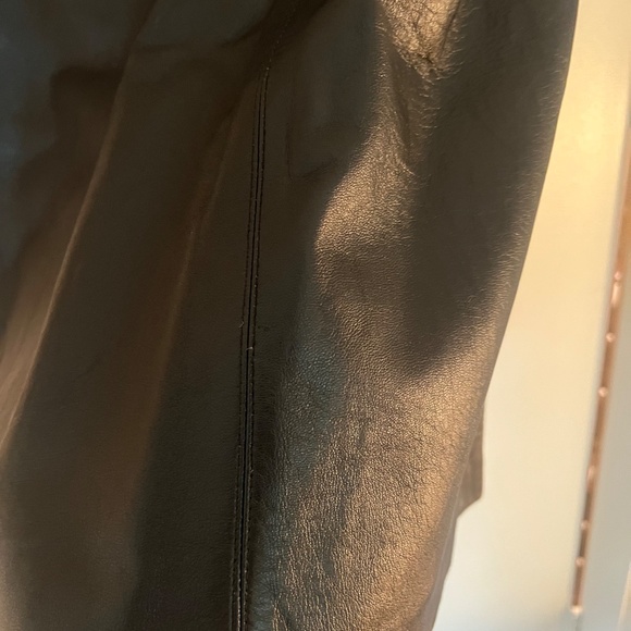 BCBG long leather skirt - Picture 4 of 14